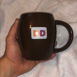 Dunkin doughnuts promotional mug